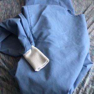 Isolation gown